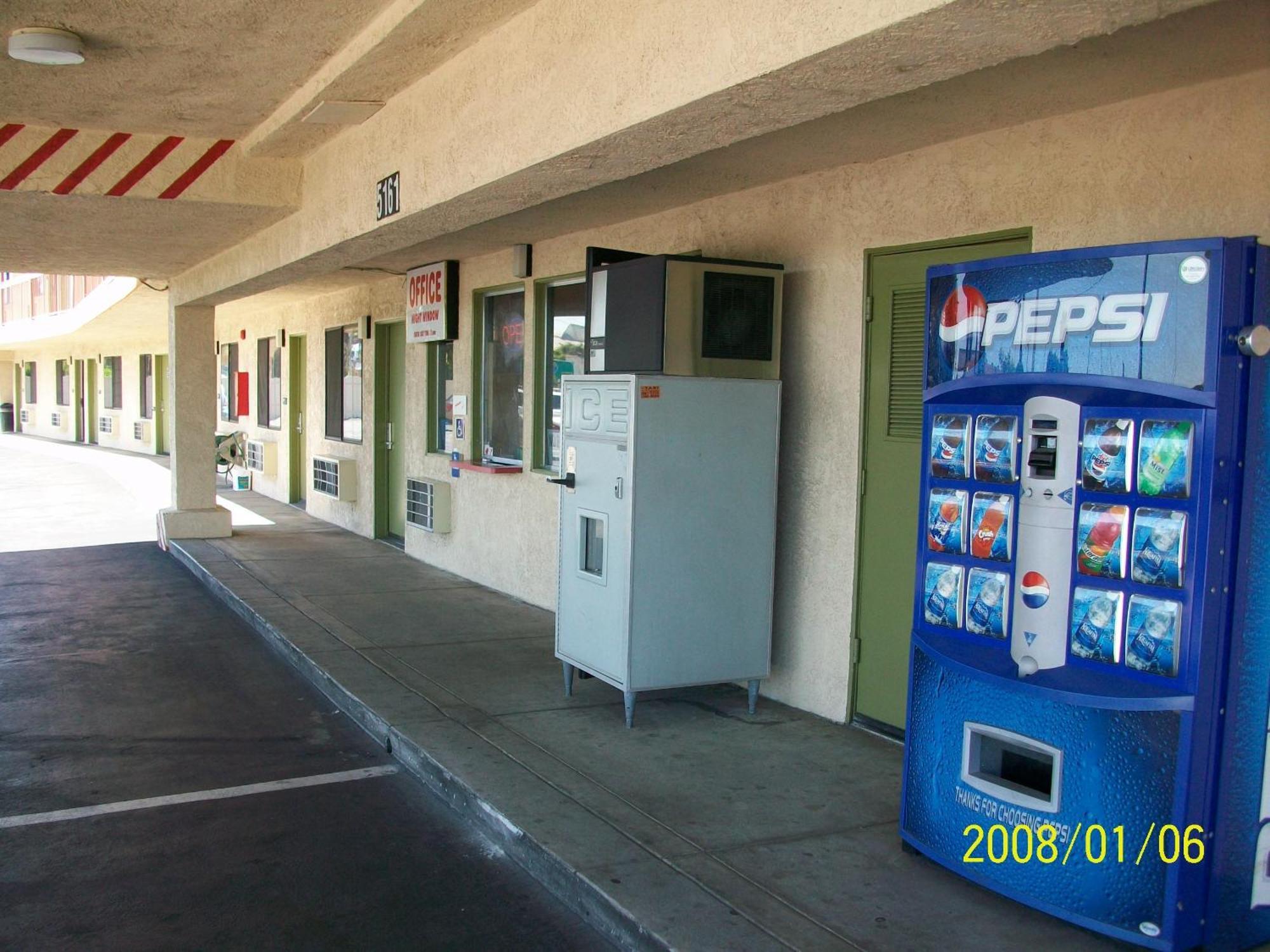 Rodeway Inn Commerce - Los Angeles Exteriör bild